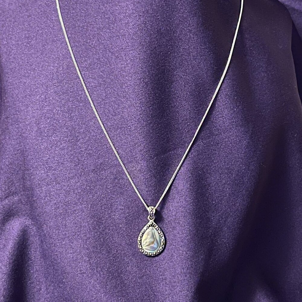 Teardrop Abalone & Marcasite Pendant • 925 Sterling Silver • Thailand